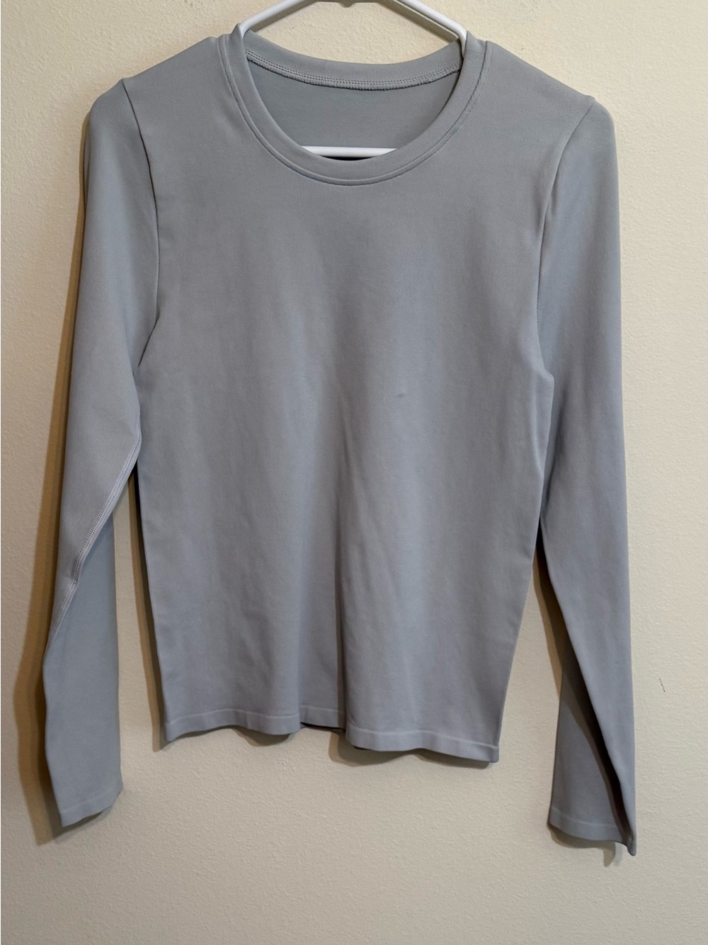 OQQ Long Sleeve Crewneck Top - Light Gray L